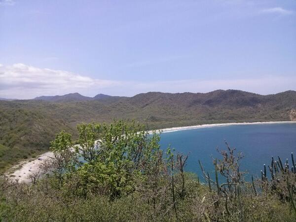 MissTurismoLat's tweet photo. La belleza de la naturaleza a su maxima expresion #LosFrailes #Manabi http://t.co/dfnlcww7hf