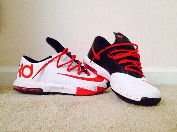 DealsUnderCost's tweet photo. NikeiD KD VIs http://t.co/Bwy9WogU1A