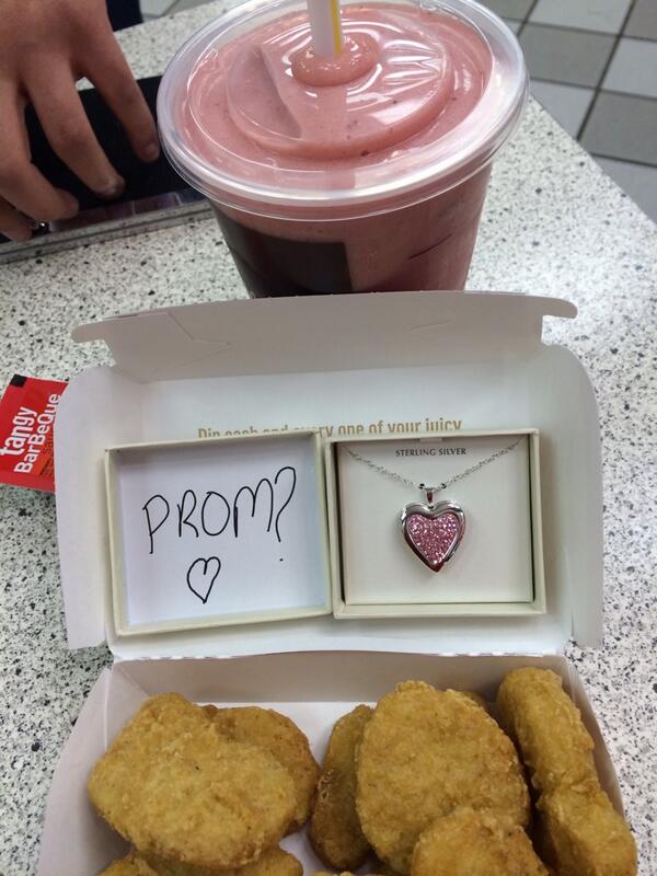 Bayrichter's tweet image. @PromProposaIs