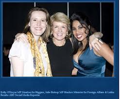 otiose94's tweet image. #ABC, #Libtika cuddles #lnp #Women, via  #woolkebb  #abcnews24 #npc wp.me/p2WW3S-Gg #auspol 😄