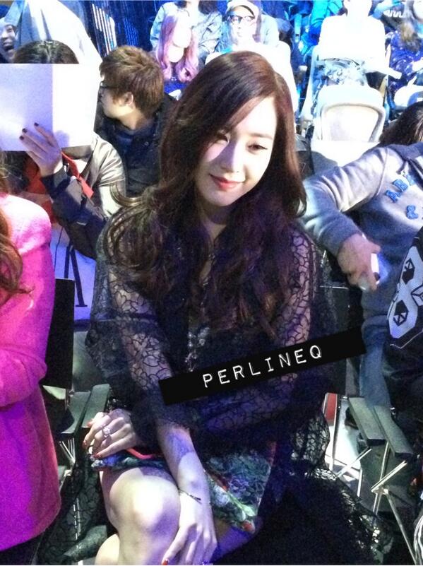 [PIC][24-03-201]Tiffany tham dự "Steve J & Yoni P 2014 F/W Seoul Fashion Week" vào trưa nay BjeAPf2CEAEzg05