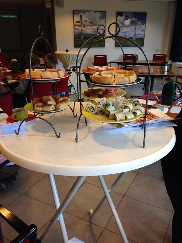 Voorbeeld smaakvol opdienen fingerfood. Zien doet eten# dementie