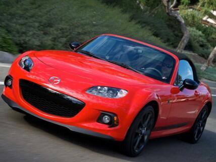 CarsSouthAfrica's tweet photo. New #Mazda MX 5 to Debut in New York - @Mazda_SA - http://t.co/K5bBLZjEK3 http://t.co/wZFiYacFHJ