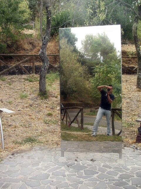 FabManuelMulas's tweet photo. #Buongiorno a tutti #selfie dal #MuseodellaSCIENZA #cheremule #Sardegna #sardinianconnection #sardolicesimo #davedere http://t.co/2Cqh6CaxGO