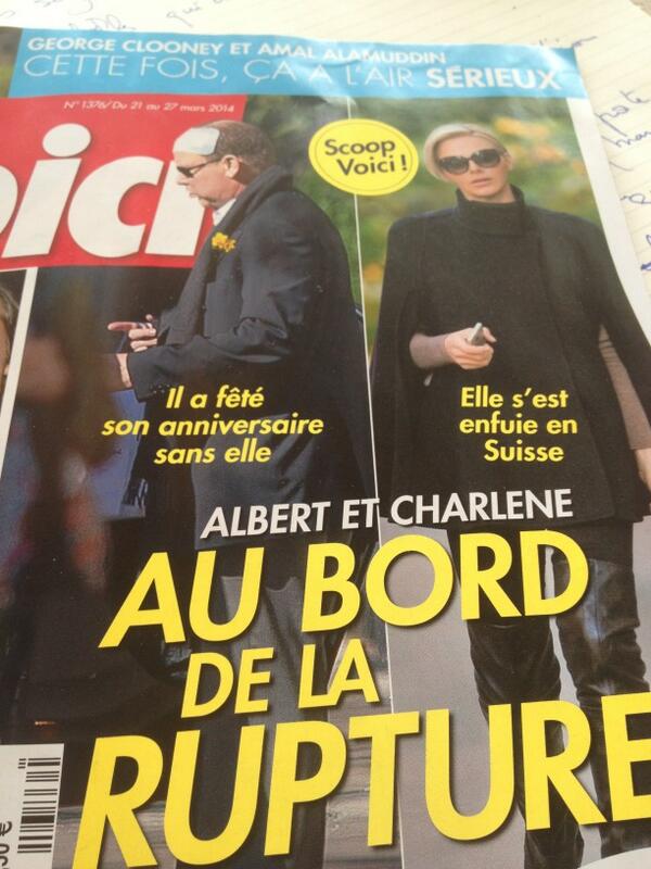 Tout ça a cause de la blague de la serviette hygiénique sur le front pfff quel manque d humour