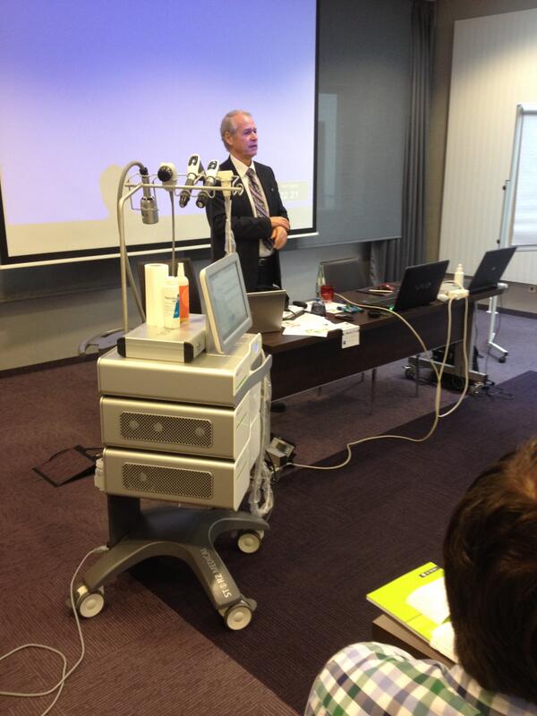 Shockwave Wave Therapy in Process
Berlin, 22nd of April 2014
Shockwave meets ultrasound diagnostics.