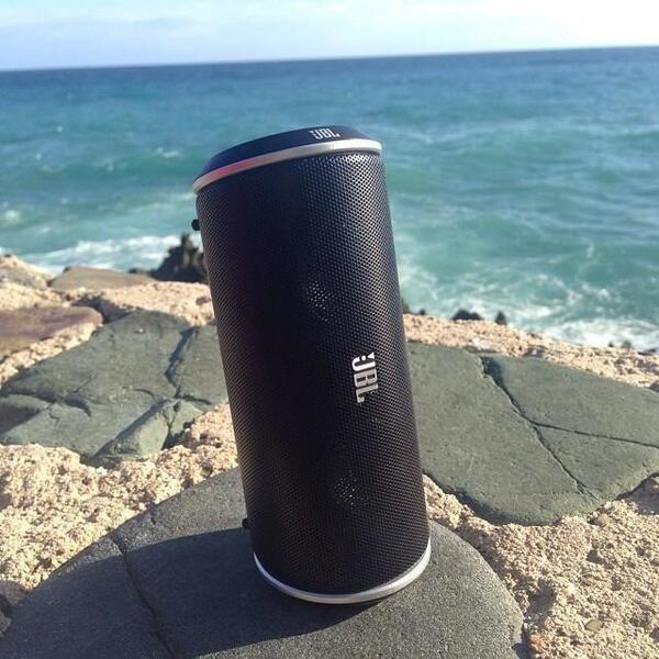 JBLaudio's tweet image. Your own soundtrack. #JBLFlip