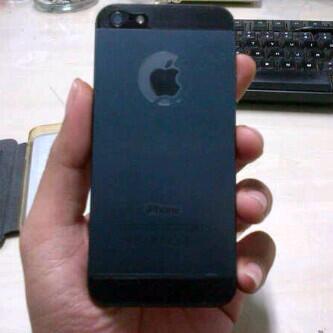 deecylestari's tweet photo. Iphone 5 32gb. Barang mulus, garansi masih 4 bln. Ayooo coyyy dijual cepatt ajee.. http://t.co/yrduTdDJpw