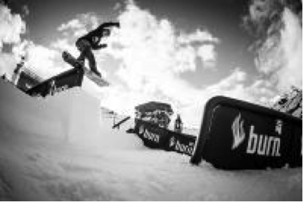 ESQUIMANIA's tweet photo. FORMIGAL WHITE NIGHT Evento jibbing más imporrtante de la temporada Infórmate en nuestro blog: http://t.co/yNqLvNsFE5 http://t.co/h9QuUmRa3K