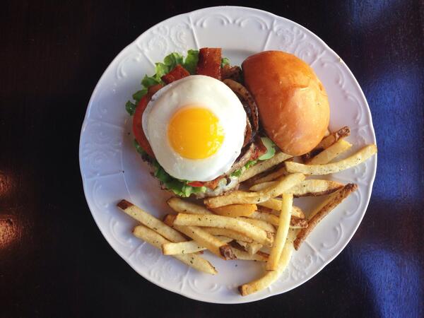 CapersCafePearl's tweet photo. SPECIAL Special request: Massive Burger! ($9.50 + $0.50 add ons) served with truffle fries and house spread. #PDXeats http://t.co/bSc89e25GJ