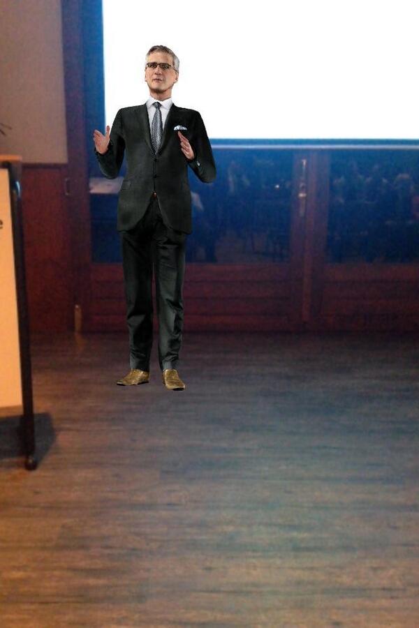 StevenVBe's tweet image. Zo meteen voor het eerst on stage met @mp_peeters  :-) #3Dapp