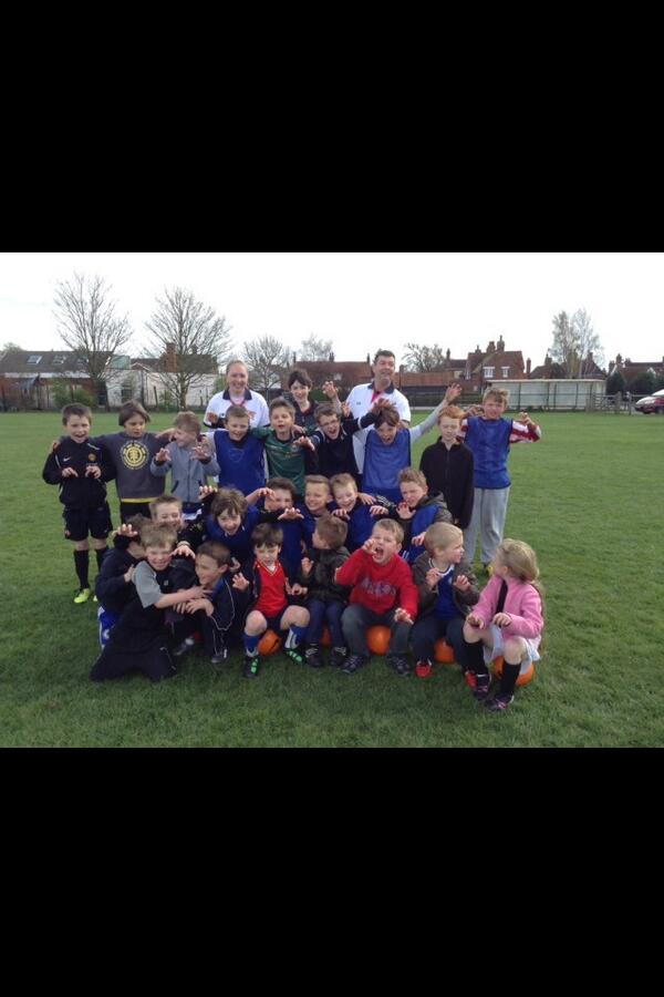 Kids pulling off there best tiger faces 😃