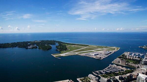 SChocolateMagic's tweet image. @CTVToronto Do you think jets should fly from #Toronto island airport? Tweet thoughts using #TalkBackTO!