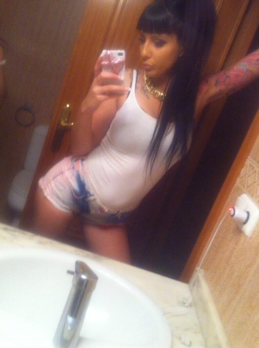 ClaudiaXsanchez’s pics and videos