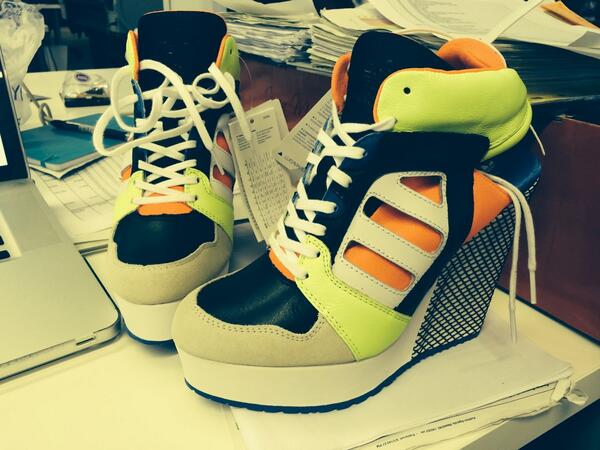 rockysmith76's tweet photo. @simsault13@meowwzer do I keep them tho? http://t.co/8C4tQJcn4b