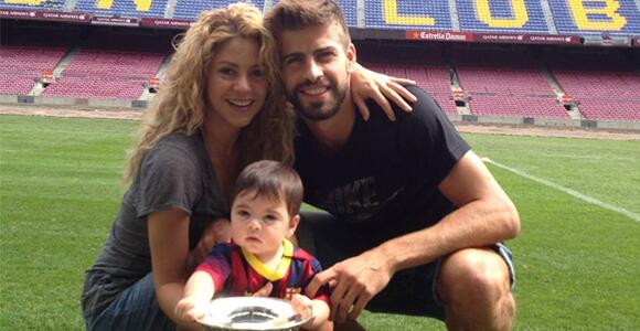 factcheck_latam's tweet photo. Shakira (@shakira) se declara fanática del fútbol http://t.co/Ds1qy2swrz http://t.co/79PVsVi21s