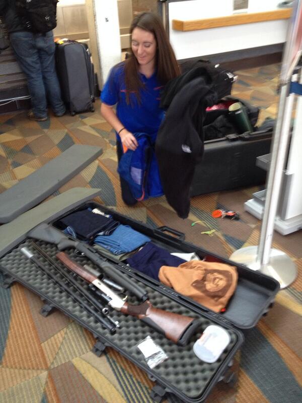 IronSpine54's tweet photo. Rookie overpacked...trying to make weight #delta #girlproblems @DunsonAshley http://t.co/EWIMK0sbef