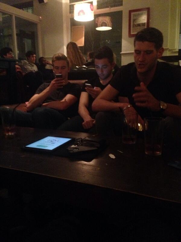 jacktaylor141's tweet image. These blokes have offered nothing at this quiz tonight #noknowledge