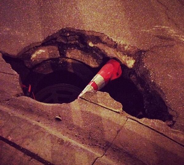 NoDigMaine's tweet image. Ain&apos;t nobody got time for that! #sinkhole #infrastructureproblems