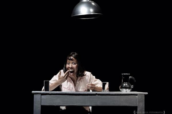bellasartesinba's tweet photo. #MedeaRedux, una tragedia con emociones que van de la euforia a la felicidad. Hoy, Sala Villaurrutia, 20:00 h, $45. http://t.co/Oo5250BDWp