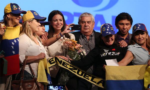 rctv's tweet photo. Dip.Maria Corina Machado en Peru.
http://t.co/Gno0eDcg9T
http://t.co/qHKP0Yhw5Q.