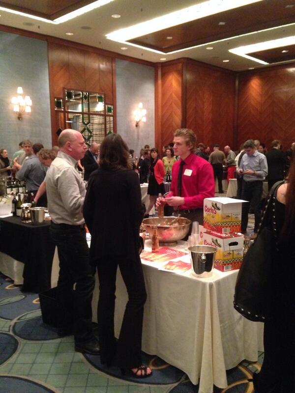 CortesBeer's tweet photo. People are loving Cortes! http://t.co/mbdLlGHiTZ