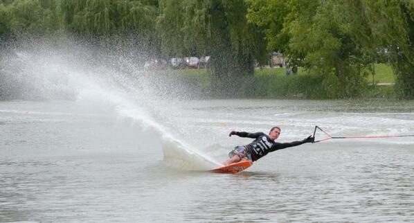 Ski_All_Year's tweet image. Who is ready to reach this summer? We are and this guy might be as well. @joelhowley #waterski #SAY #SkiAllYear
