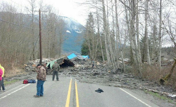 176 People missing, unaccounted for, 14 dead in Washington mudslide