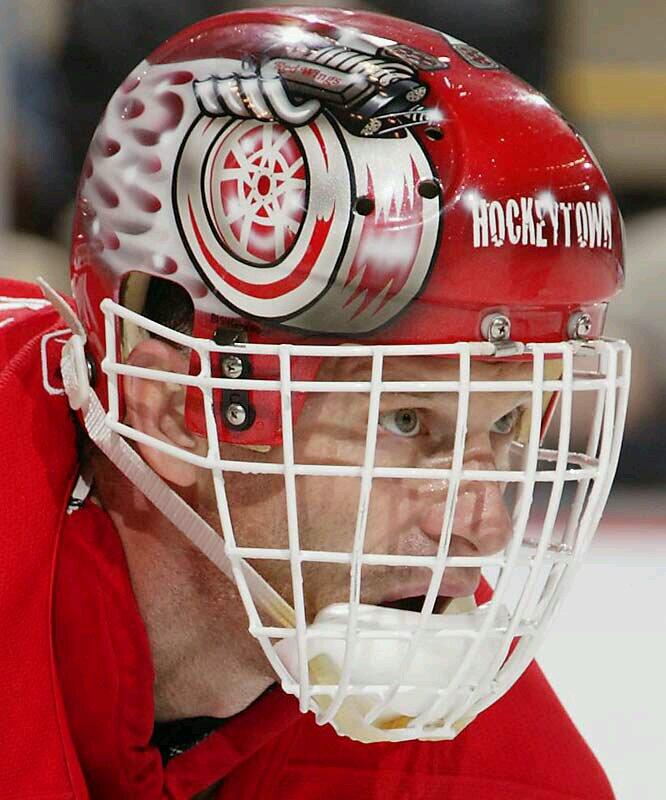 Tendy on Twitter: "Dominik (Detroit Red Wings) Old HockeyTown player mask / Twitter