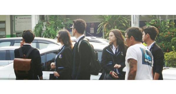 olviners_'s tweet photo. Apa kabarnya sinetron ini? Coming soon :D @kvinjulio @alysyarief @dahliapoland @dickymprasetyo http://t.co/bX32wor3fi