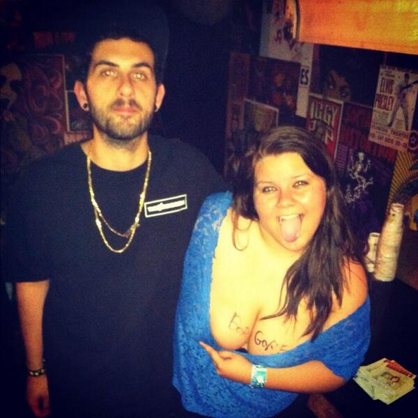 alexandraelaine's tweet image. Lyke omg remember that time I thought I was the coolest person evaaaar #goodoneAl