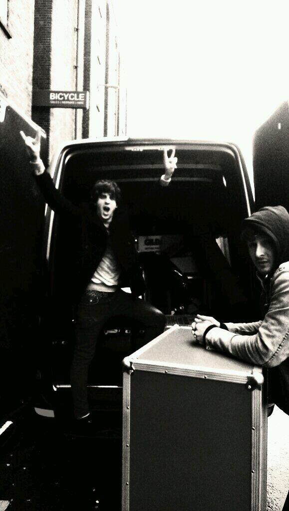 CircaWaves's tweet photo. Leaving Liverpool for the last leg of the nme tour! #riffsgalore #owwmyhead #stayoutmebins! http://t.co/hIdRC6WQrI