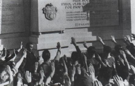Bjk8UtGIIAA-dLo.jpg:large
