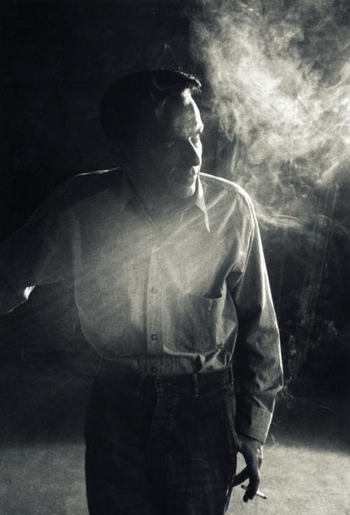 "Estoy a favor de todo lo que obtiene a través de la noche" Frank Sinatra #personaSibarrita ¡Buenos días!