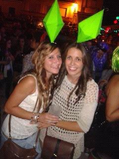Marynaanton's tweet photo. Muy contenta por ver por fin a mi niña @89Fp en casita y pronto haciendo planes...PERO DE TRANQUIS! jeje http://t.co/IEXslgUnuW