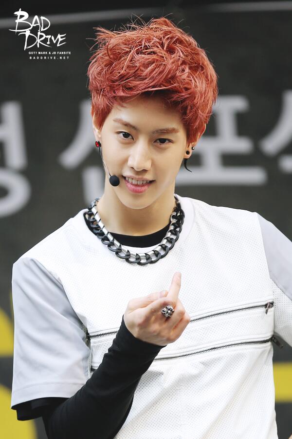 BadDrive_'s tweet image. 140322 가로수길 음악의거리 #GOT7 #Mark #마크 업데이트 완료~ baddrive.net
cfile25.uf.tistory.com/original/2103B…