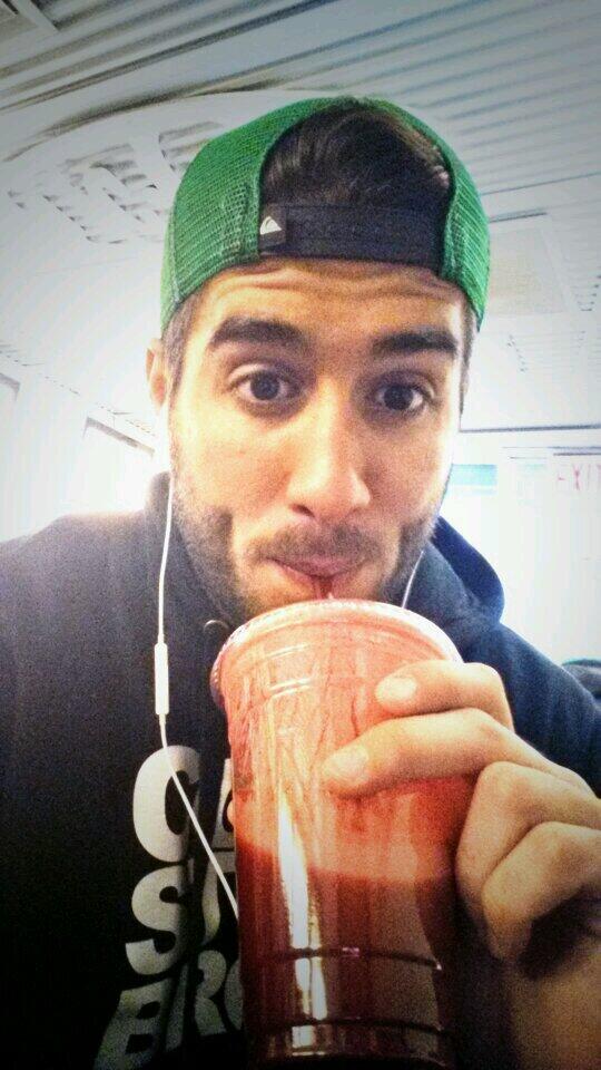 Diego Sans on Twitter "Stay healthy. Beets, celery, carrots & apple