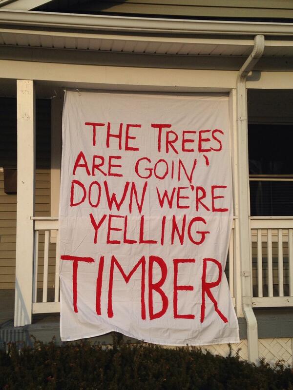 classic_cath's tweet photo. @red_scare The trees are going down, we're yelling TIMBER! -431 college park #BeatStanford #GoFlyers http://t.co/345aQ8Njtl
