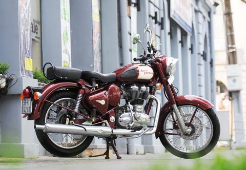 Royal Enfield Chile tweet media