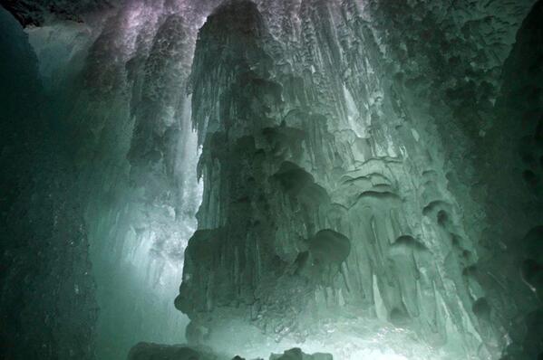PinkNBlueView's tweet image. scontent-a-mia.xx.fbcdn.net/hphotos-ash3/t…
Behind #Bridal Veil Falls near #Kagawong on #Manitoulin Island