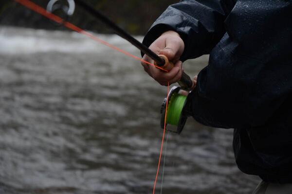 RedingtonGear's tweet photo. Going through the paces. Kenny setting up for a cast on an Oregon coast river. #dually #flyfishing http://t.co/3RJNSHaOSB