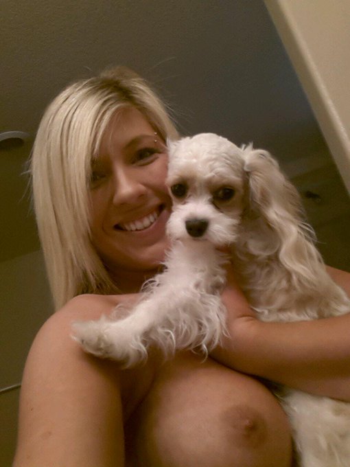I have the cutest doggy in the world! #cavapoo #foreverpuppy http://t.co/fCjVzbI0eZ<a href="/tag/cavapoo"class="tags">#cavapoo</a><a href="/tag/foreverpuppy"class="tags"><span>#foreverpuppy</span></a>