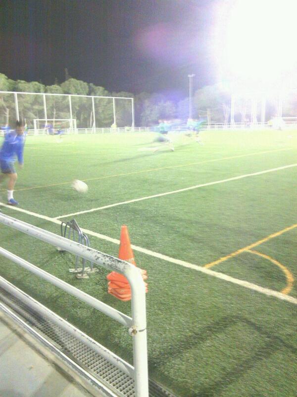 BoloniaTorres's tweet photo. De nuebo a entrenar #sevilla este , a seguir entrenando duro con trabajo y esfuerzo,  de buscar la meta! http://t.co/V3X7thfu0X