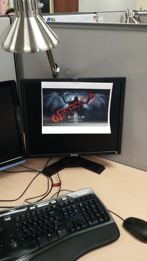j_shums's tweet photo. “@RazorsEdge902: My coworkers know me so well. Thanks @the1andonlyLBE @j_shums. http://t.co/qZw0DGk6eD” You welcome!