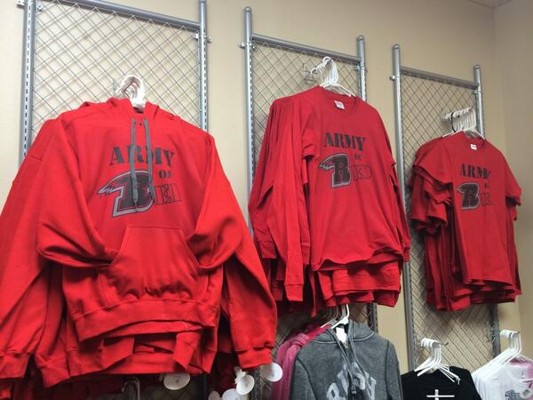 RapidCityRush's tweet photo. Also available is our new playoff merchandise! We have #armyofred tshirts, long sleeves, &amp; hoodies! Get yours today! http://t.co/oXoqyqzATc