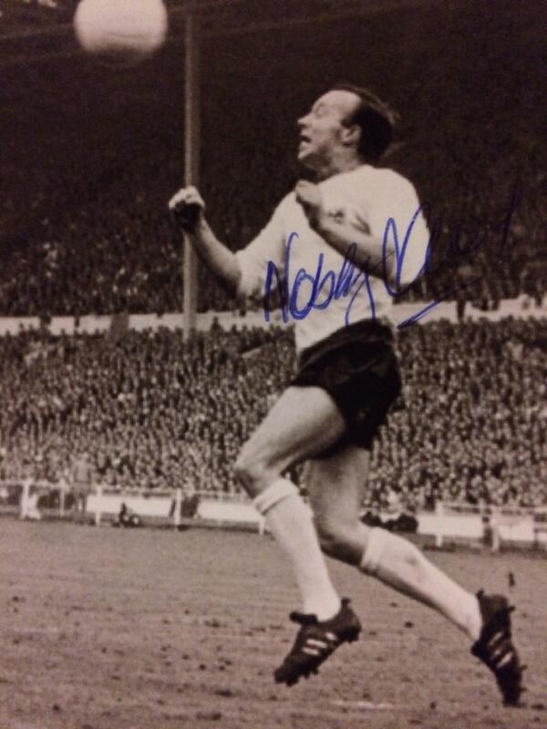 6townsradio's tweet image. If Man Utd beat Man City we will pick a winner who RTs this to own this signed pic of World Cup winner Nobby Stiles