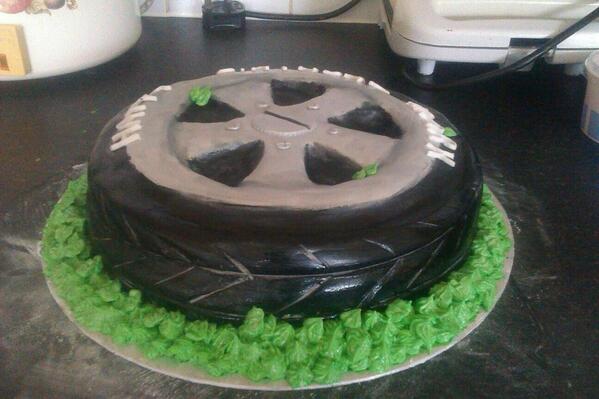 CakesByChloe's tweet photo. http://t.co/Kg64qTHaPo