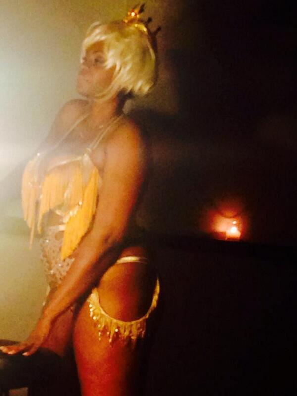 BrooklynARTery's tweet photo. @FalanaFox  @BarChord1 hosted by @BrooklynARTery 7-9pm. Drink and draw Burlesque model http://t.co/BMhoKpCs50