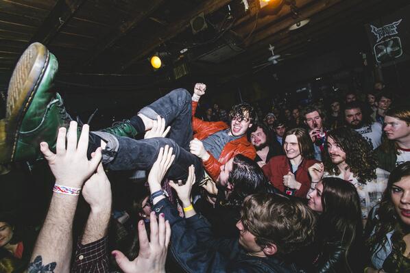 tweensband's tweet photo. @raymondmcandrew party boy http://t.co/yAhsBhutvb