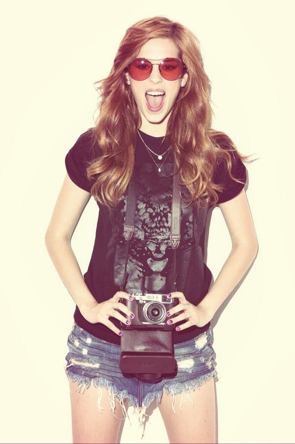 sophiaabrahao's tweet photo. beijos e queijos amores! http://t.co/zC6F65BW9Y
